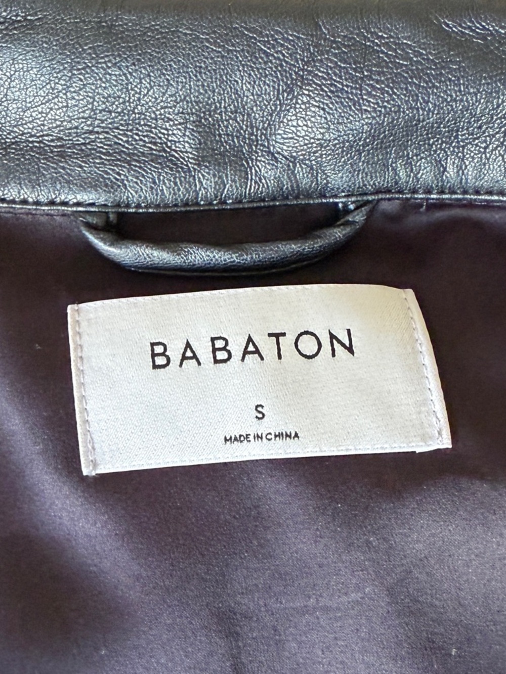 Aritzia Babaton Pelli Shirt Jacket in Black. Size Small - Picture 6 of 8